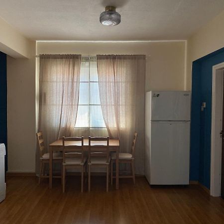 Lovely , Cozy , Modern Seaside Apartment Larnaca Bagian luar foto