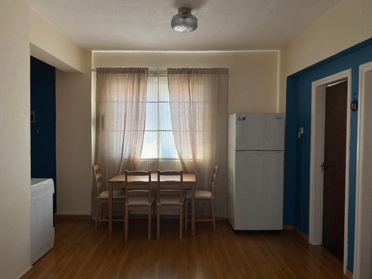 Lovely , Cozy , Modern Seaside Apartment Larnaca Bagian luar foto