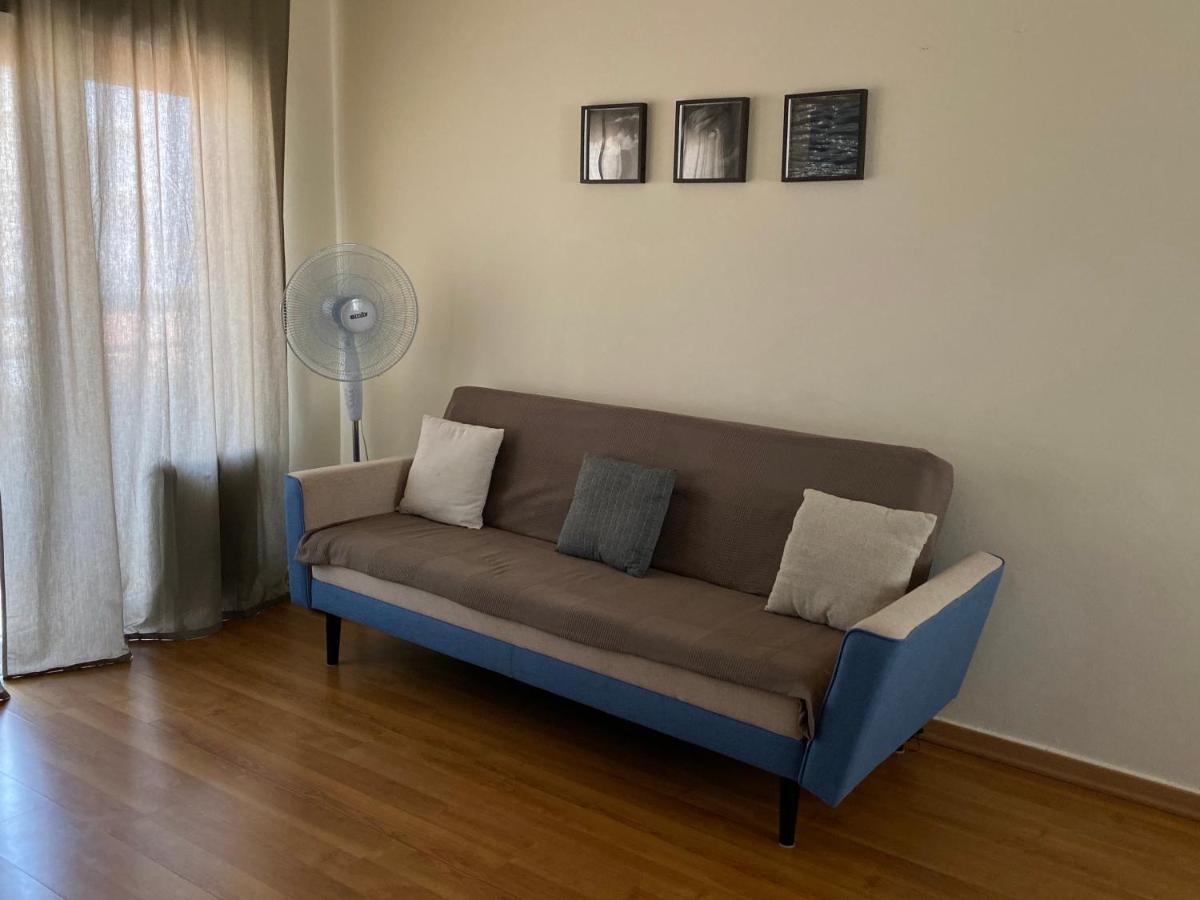 Lovely , Cozy , Modern Seaside Apartment Larnaca Bagian luar foto